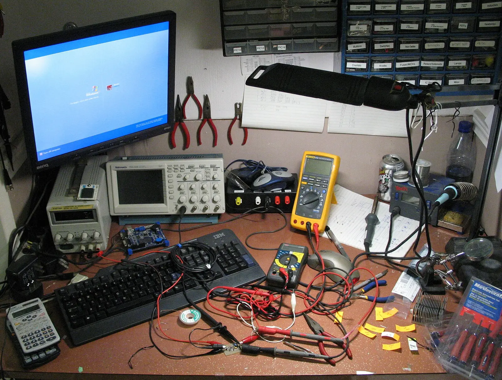 Electronics workbench with test equipment